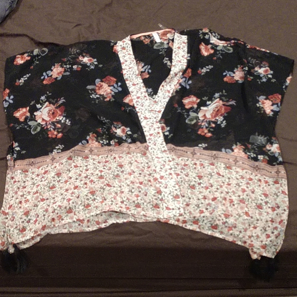 Short sleeve wrap/cover up
